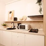 Plaza Residence Studio 6