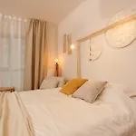 Plaza Residence Studio 6