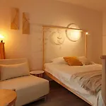 Plaza Residence Studio 6